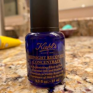 Kiehl’s Midnight Recovery Concentrate